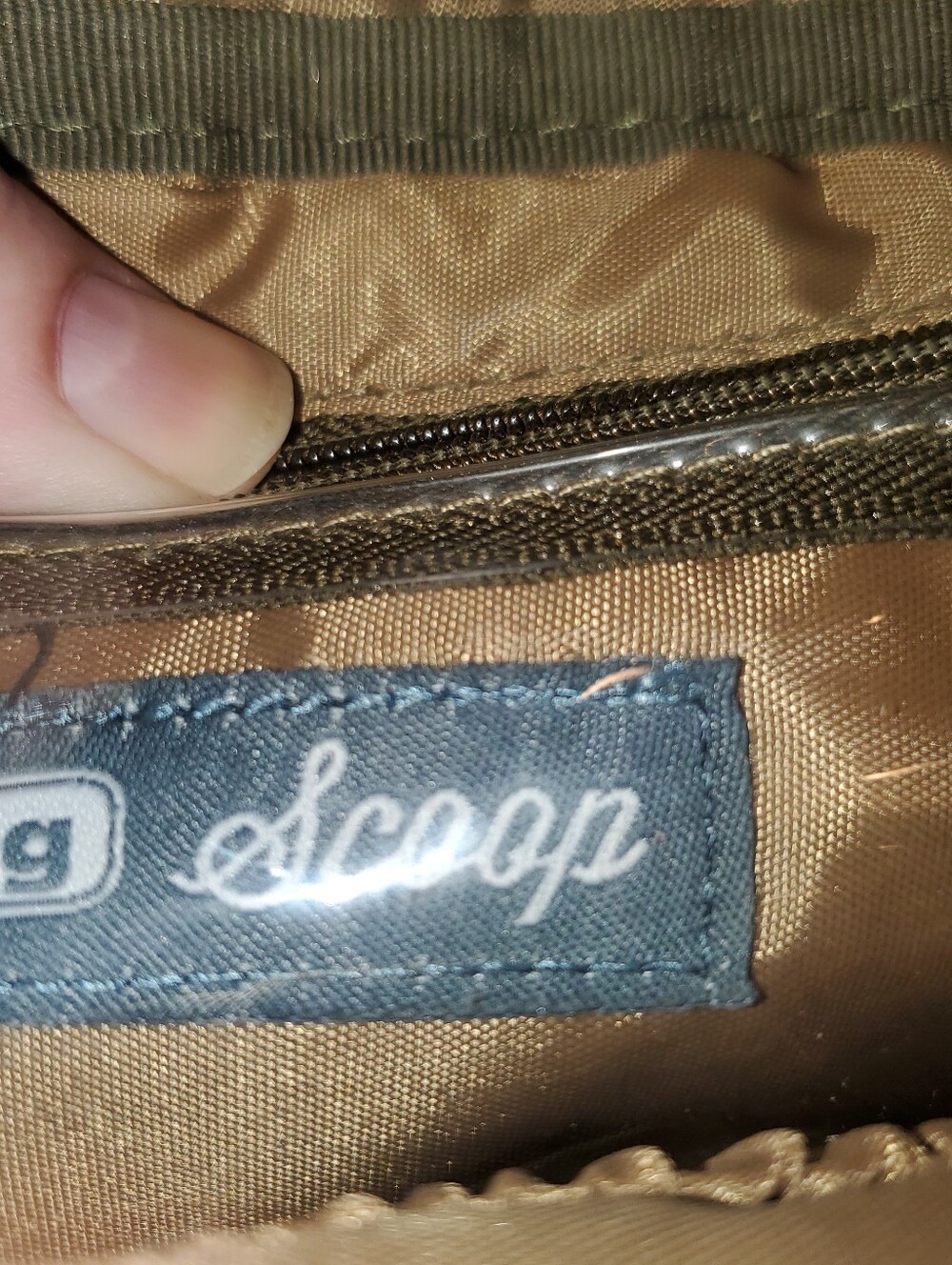 LUG Scoop Crossbody Bag in Multi-Tone Olive Camo EUC - Picture 4 of 7